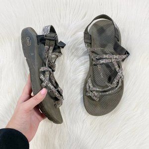 CHACO Black Gray Strappy Sandal SZ 8